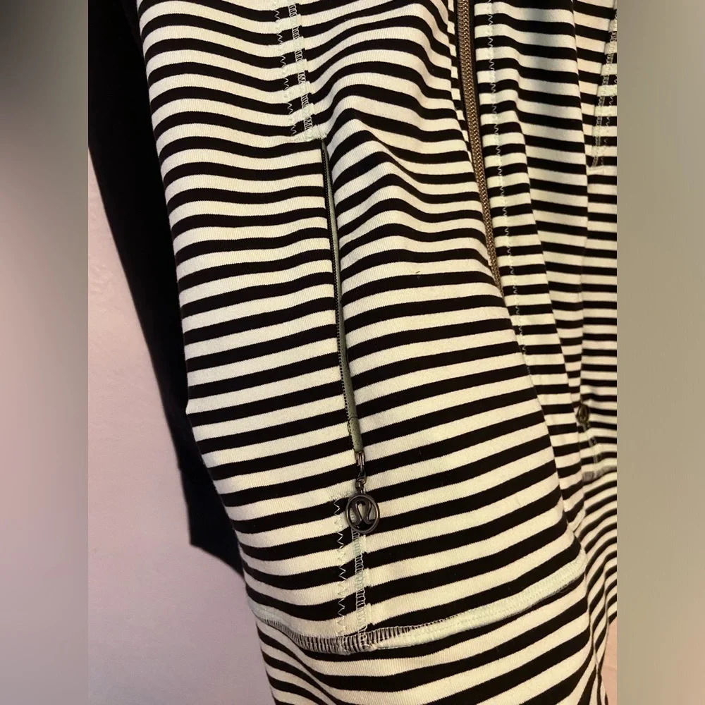 lululemon athletica fast shipping